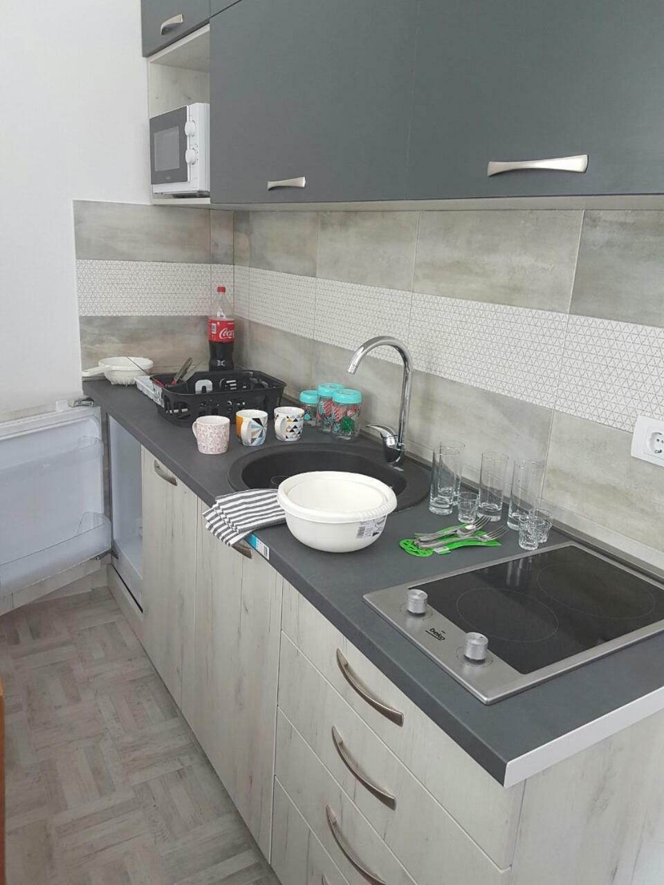 شقة Porto Njegusi A1 سيتينيي المظهر الخارجي الصورة